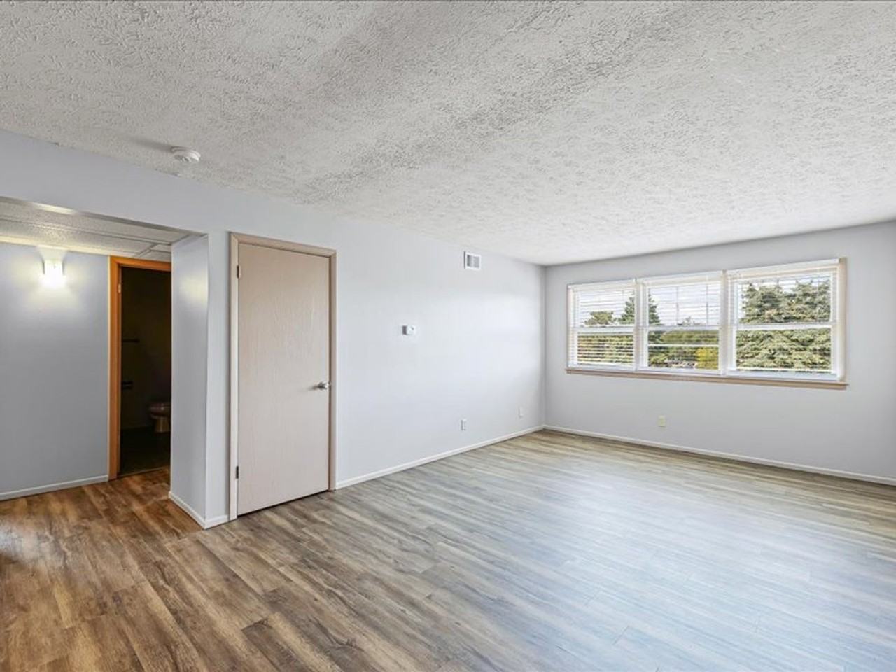 9 Willedrob Road - Photo 4 of 28