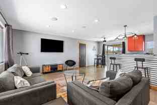 61818 Valley View Cir - Photo 1 of 1