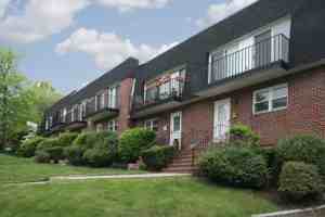 featured image of 1 Carriage Way