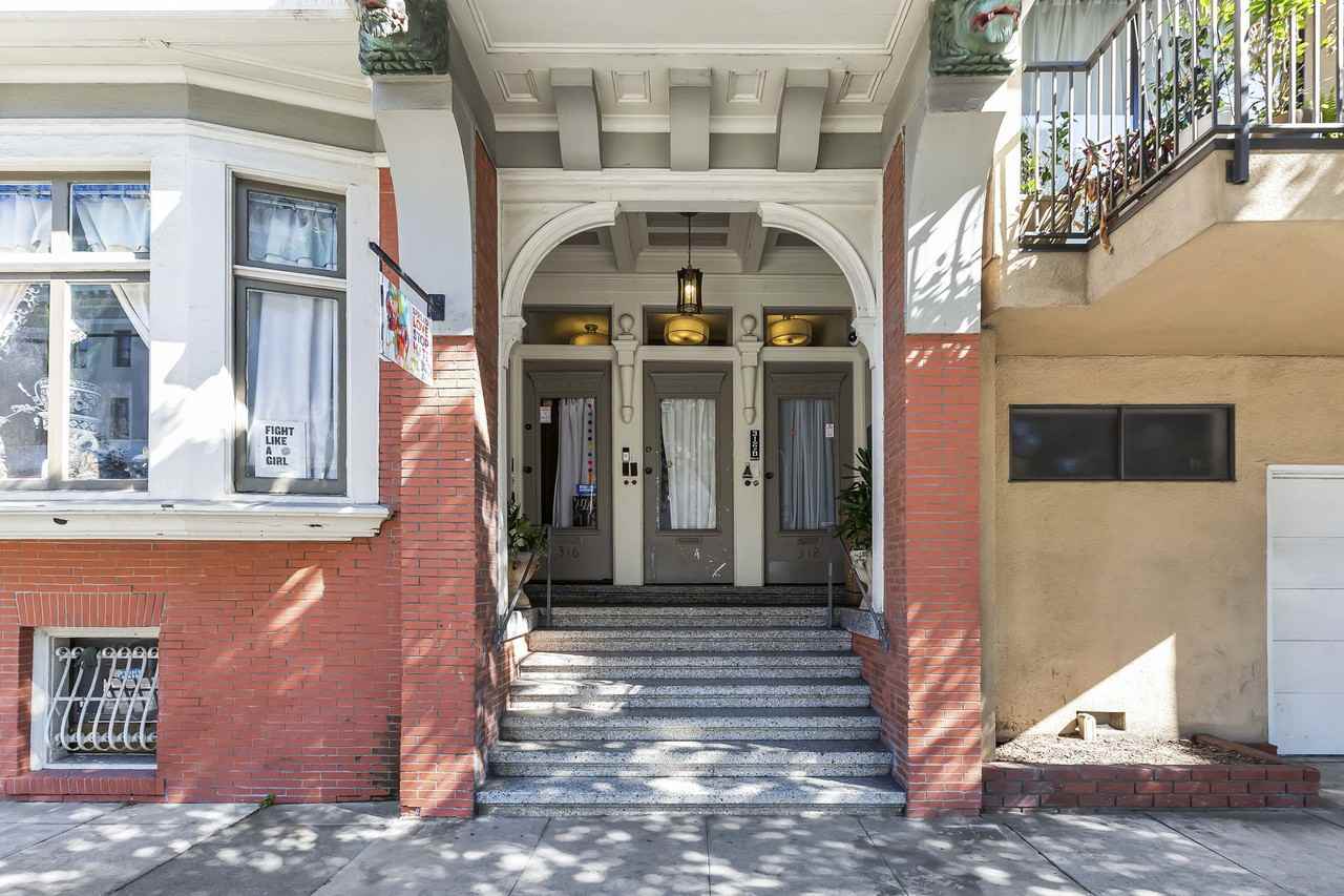 312 Baker - Photo 2 of 3