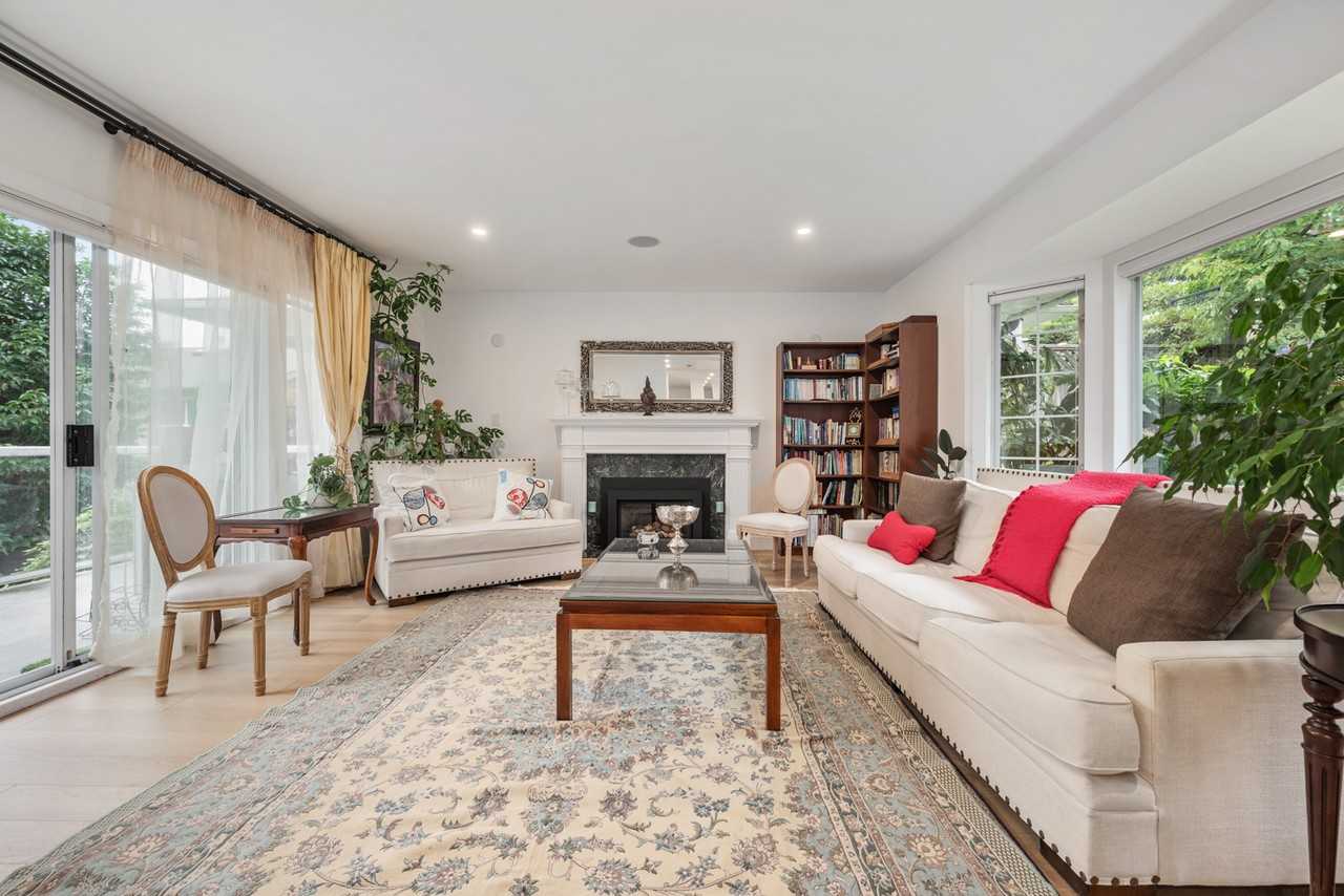 1390 Lawson Avenue - Photo 5 of 24