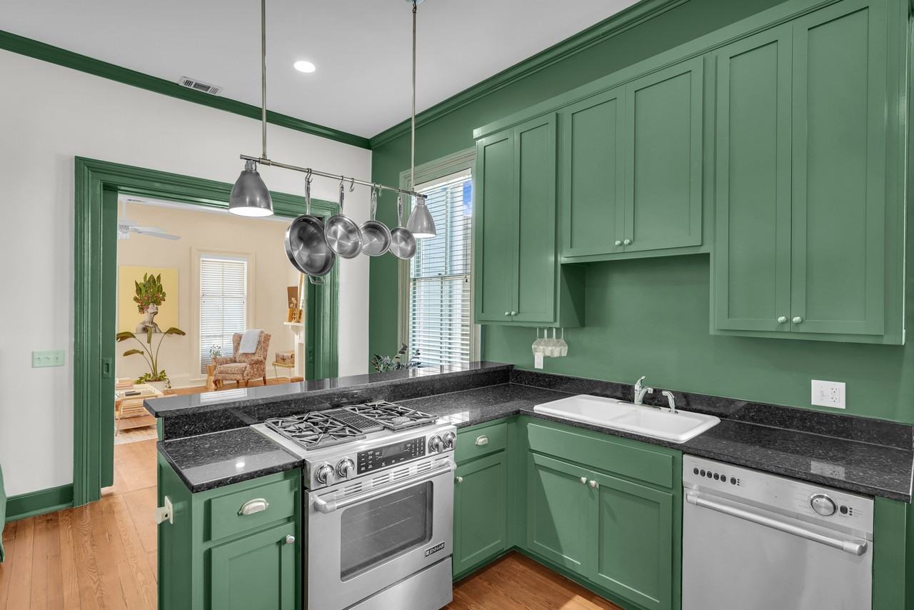 216 W Park Ave #C - Photo 2 of 25