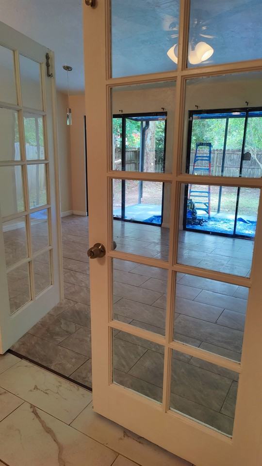 4212 Ne 17th Ter #NA - Photo 2 of 10