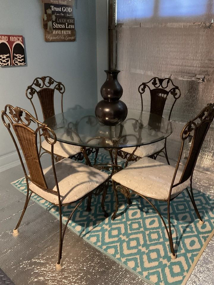 1205 Carlysle Park Dr #NA - Photo 4 of 18