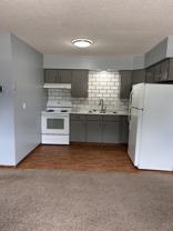 102 Lake Ave S #4 - Photo 1 of 1