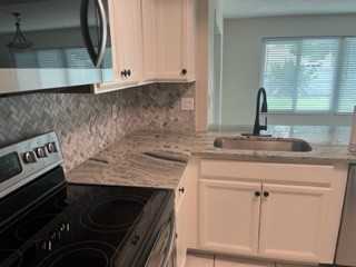 268 Venice East Blvd #NA - Photo 2 of 7