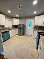 1907 Burnet St #NA - Photo 1 of 1