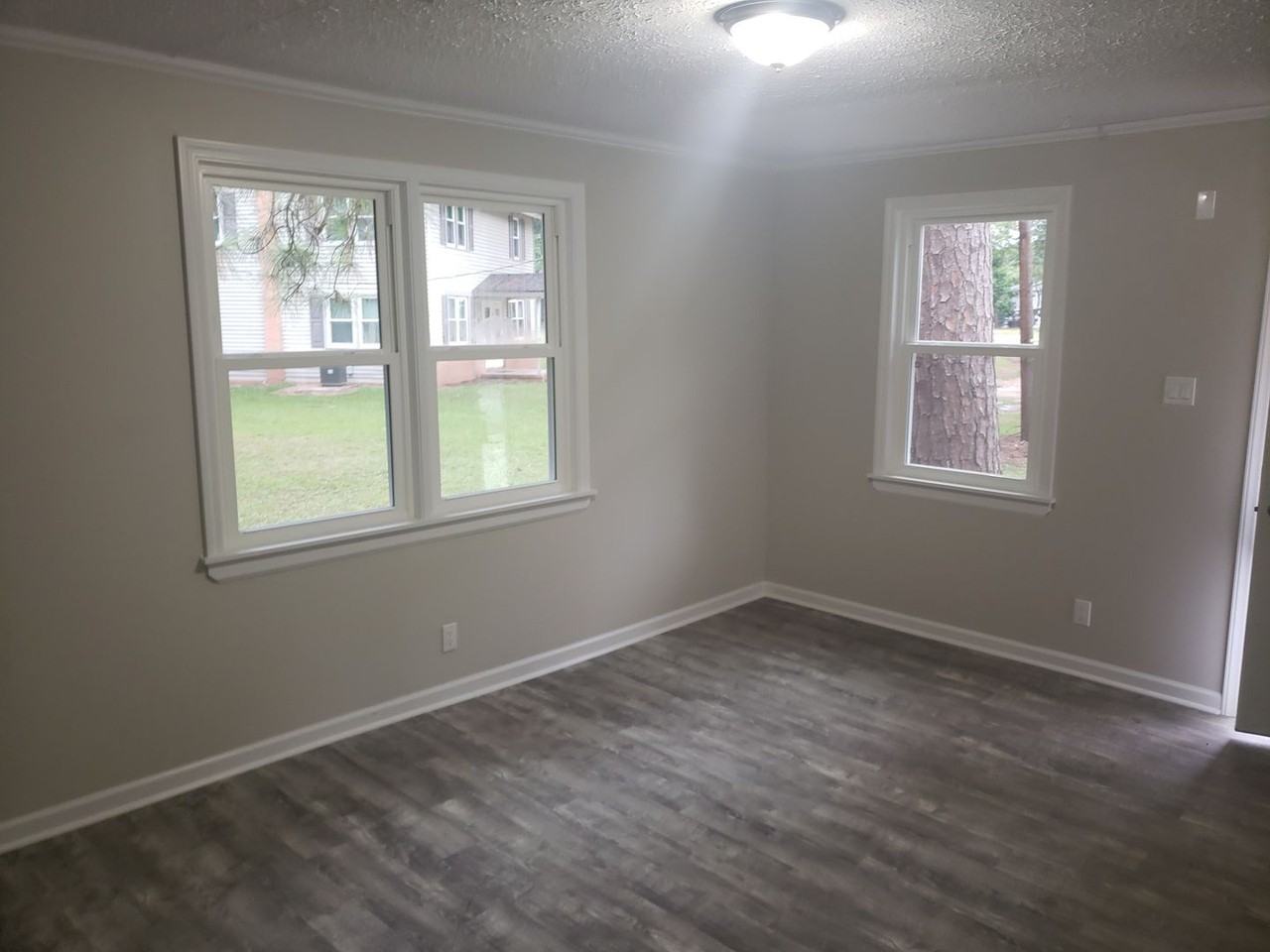 10 Country Squire Ct - Photo 6 of 10