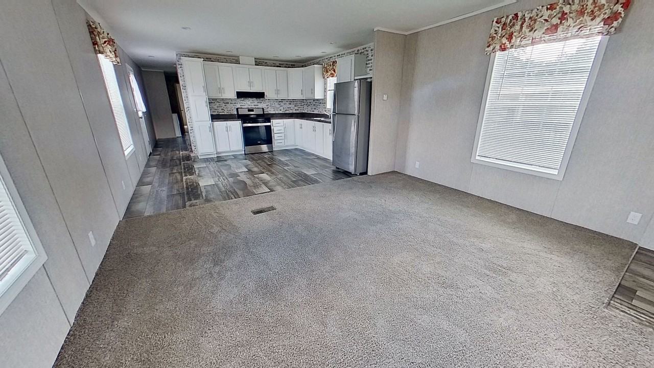 3 Locust Ln - Photo 2 of 10