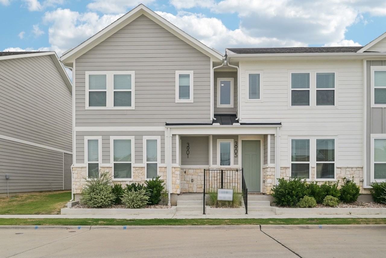 Carmel Villas - Photo 2 of 23