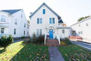 featured image of 224 E Commercial St