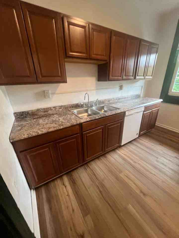 21 Welsford St - Photo 5 of 29