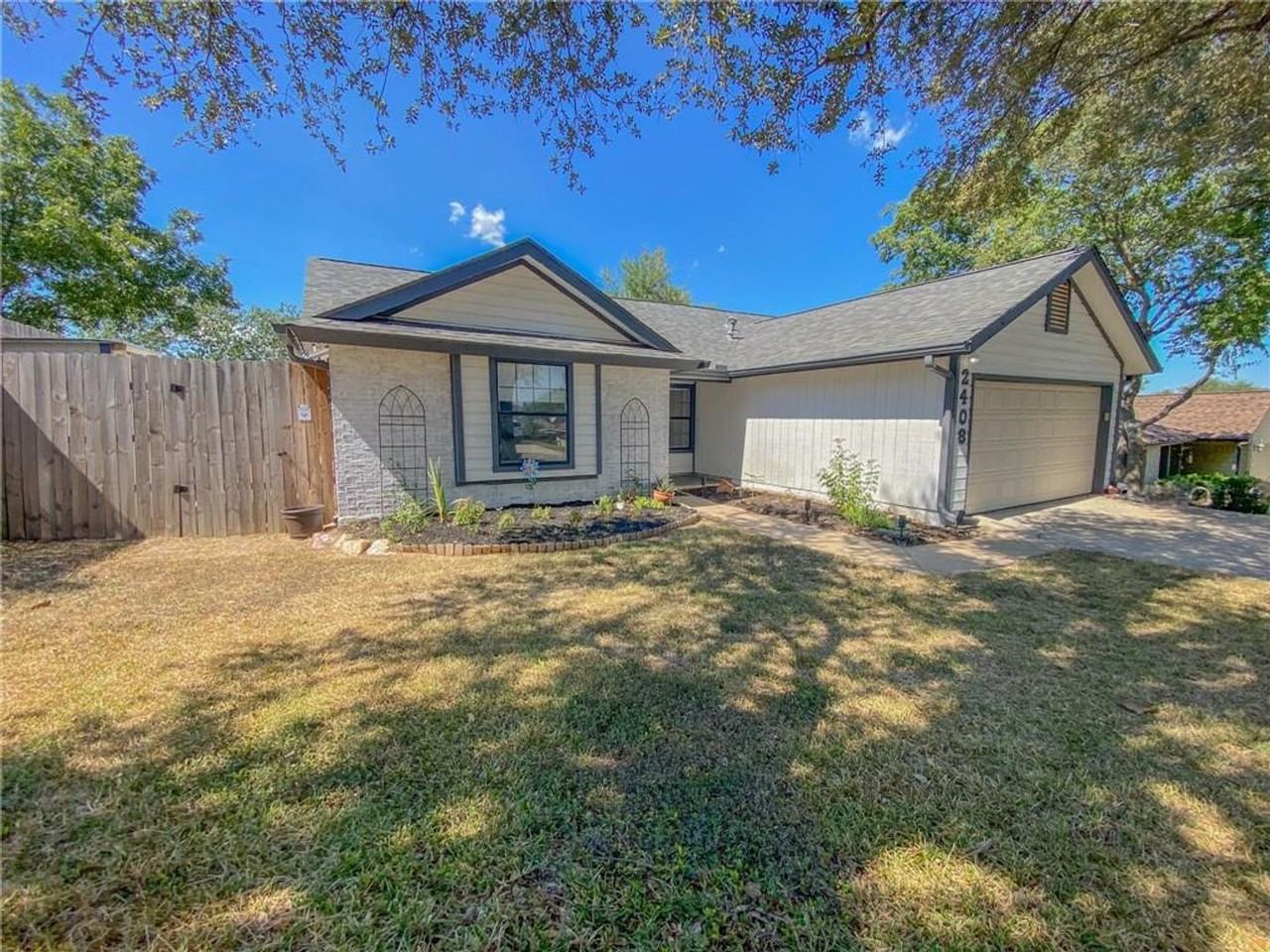 2408 Lasso Drive - Photo 2 of 24
