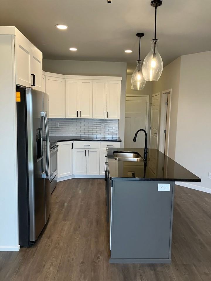 6683 28th St S - Photo 7 of 17