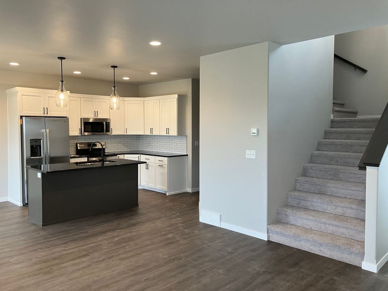 6683 28th Street South - Photo 3 of 17