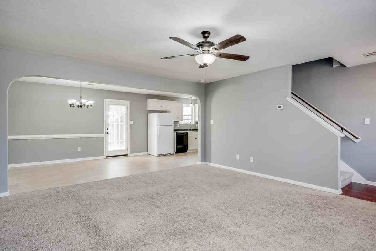 716 Whispering Willow Way - Photo 7 of 26