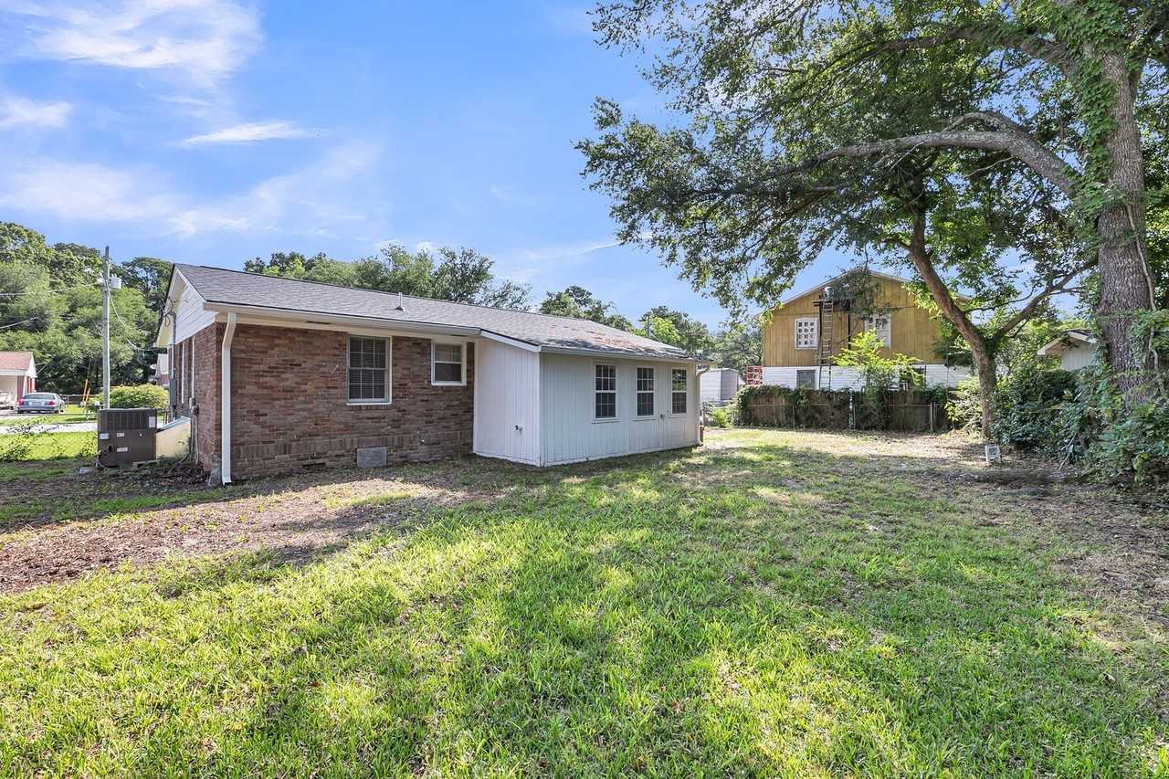 313 Curtiss Avenue - Photo 4 of 23