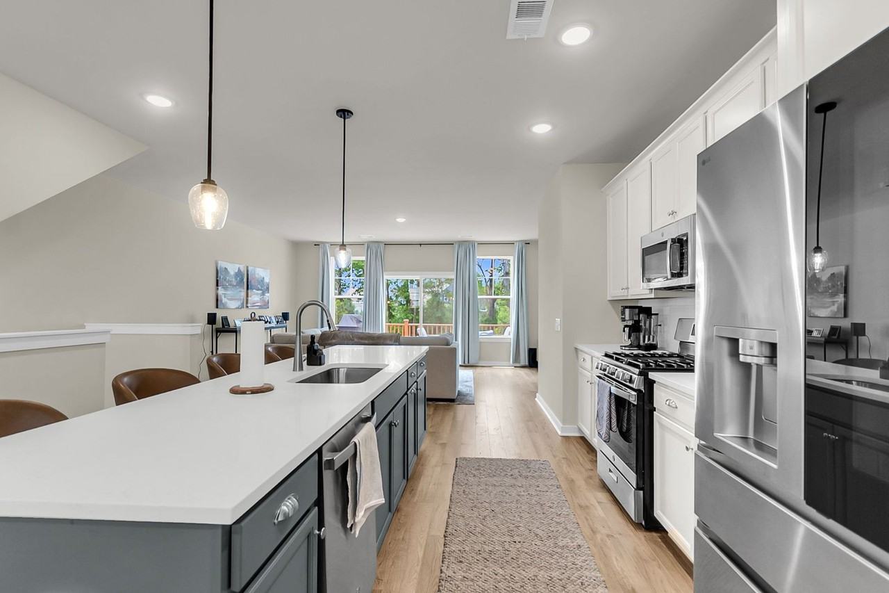 1041 Old Cypress Run - Photo 2 of 40