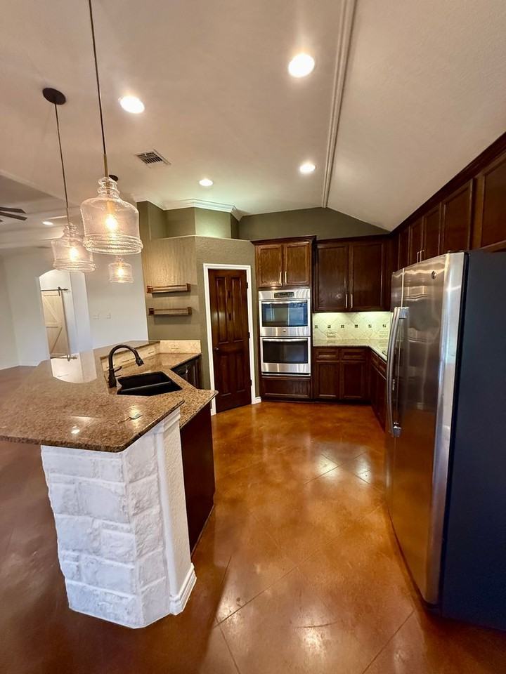 2039 Rustling Oaksdrive - Photo 6 of 16