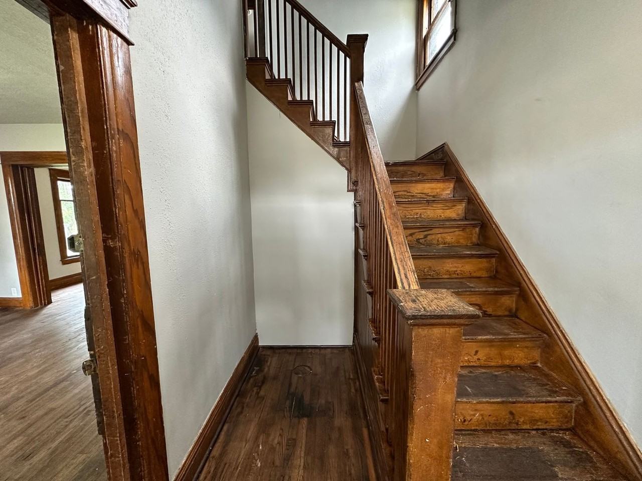 198 Lathrop Avenue - Photo 2 of 22