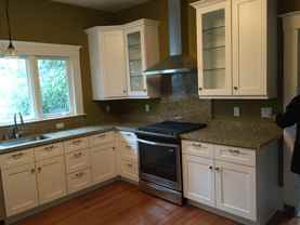 Clifton St & Locksley Ave - Photo 1 of 1