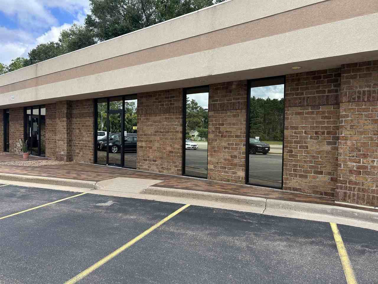 1840 Post Rd #2 - Photo 2 of 14