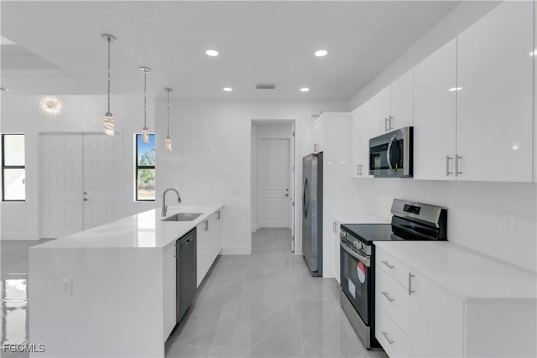 1005 State Ave - Photo 5 of 22