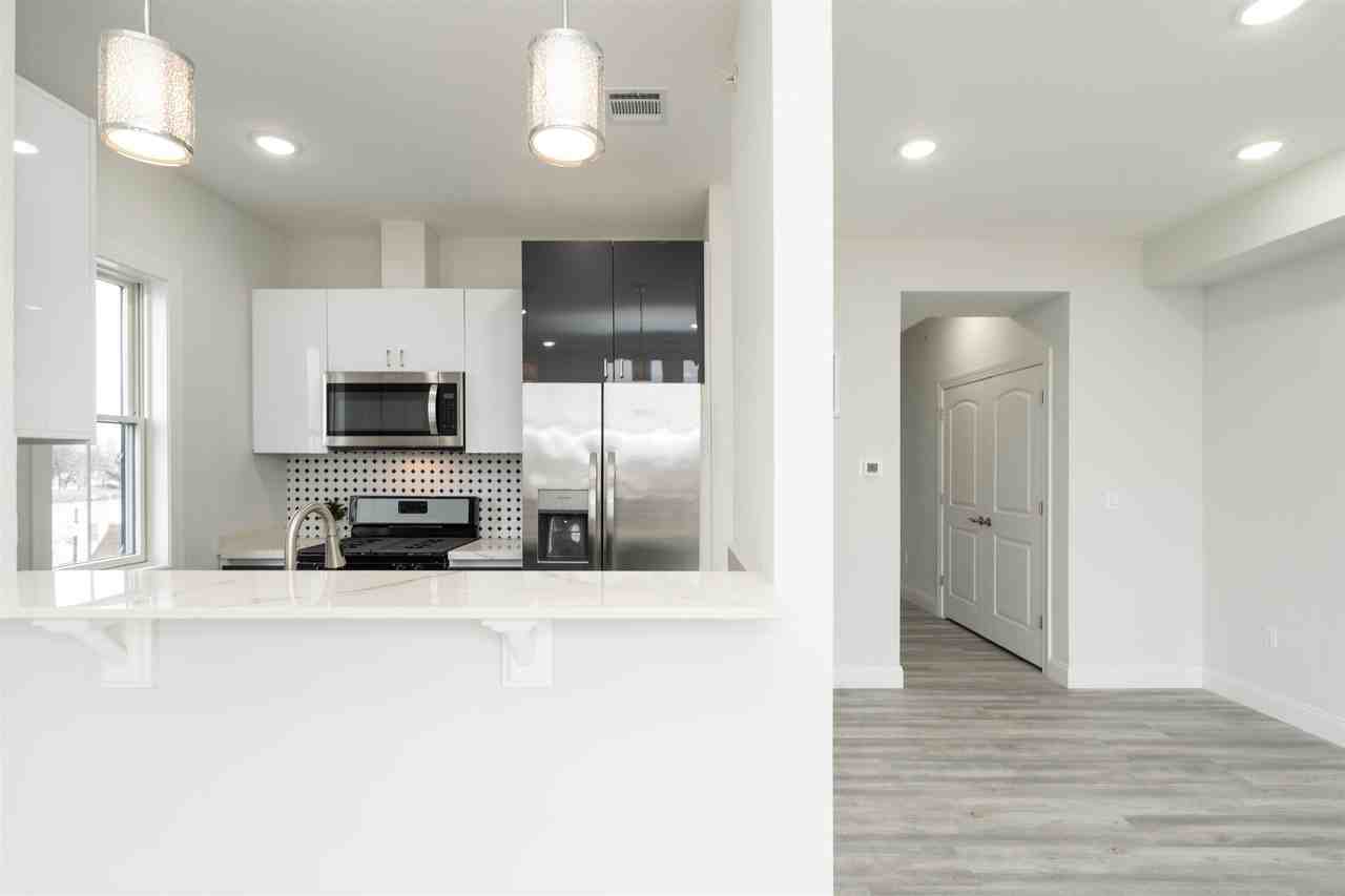 144 Bergen Avenue #3B - Photo 6 of 32