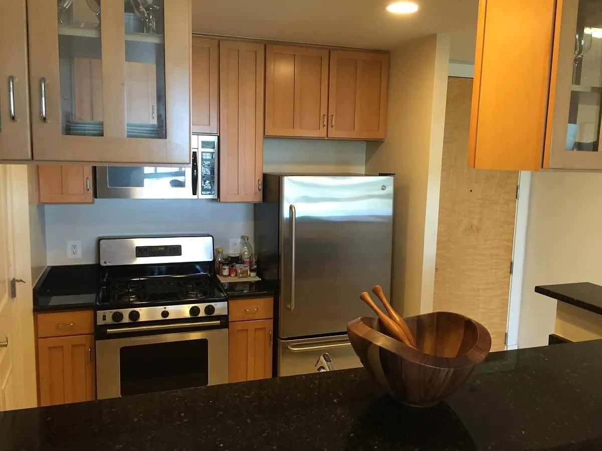 1200 North Hartford Street #409 - Photo 3 of 10