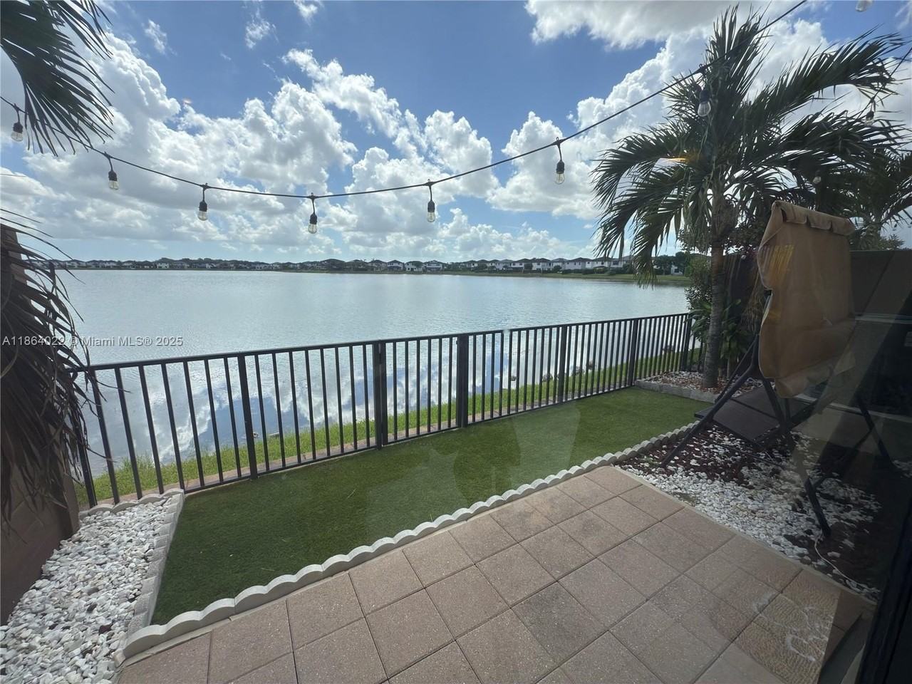 15677 Nw 91st Ct #15677 - Photo 5 of 34