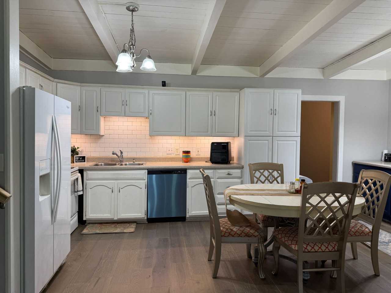 Redan Circle - Photo 2 of 13