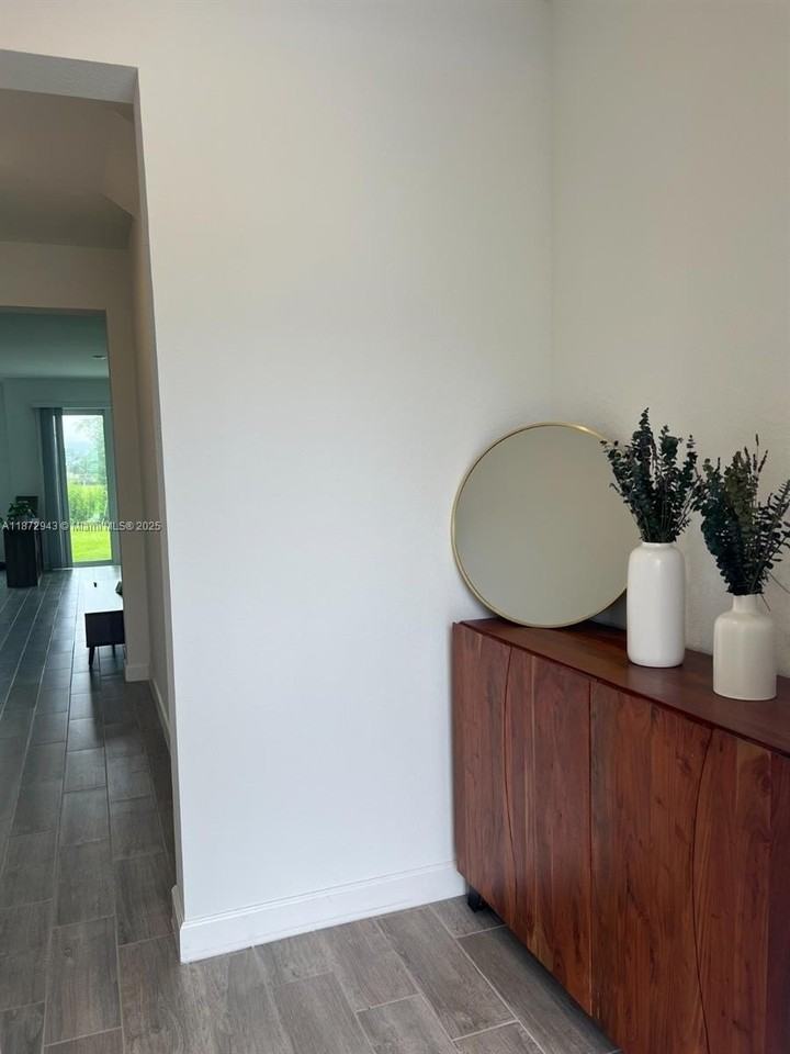 4343 Hammock Grove Dr - Photo 2 of 23