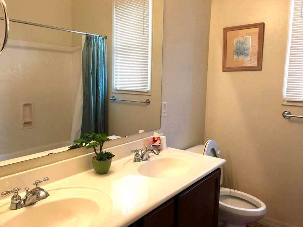 2111 East Chanute Pass - Photo 7 of 11