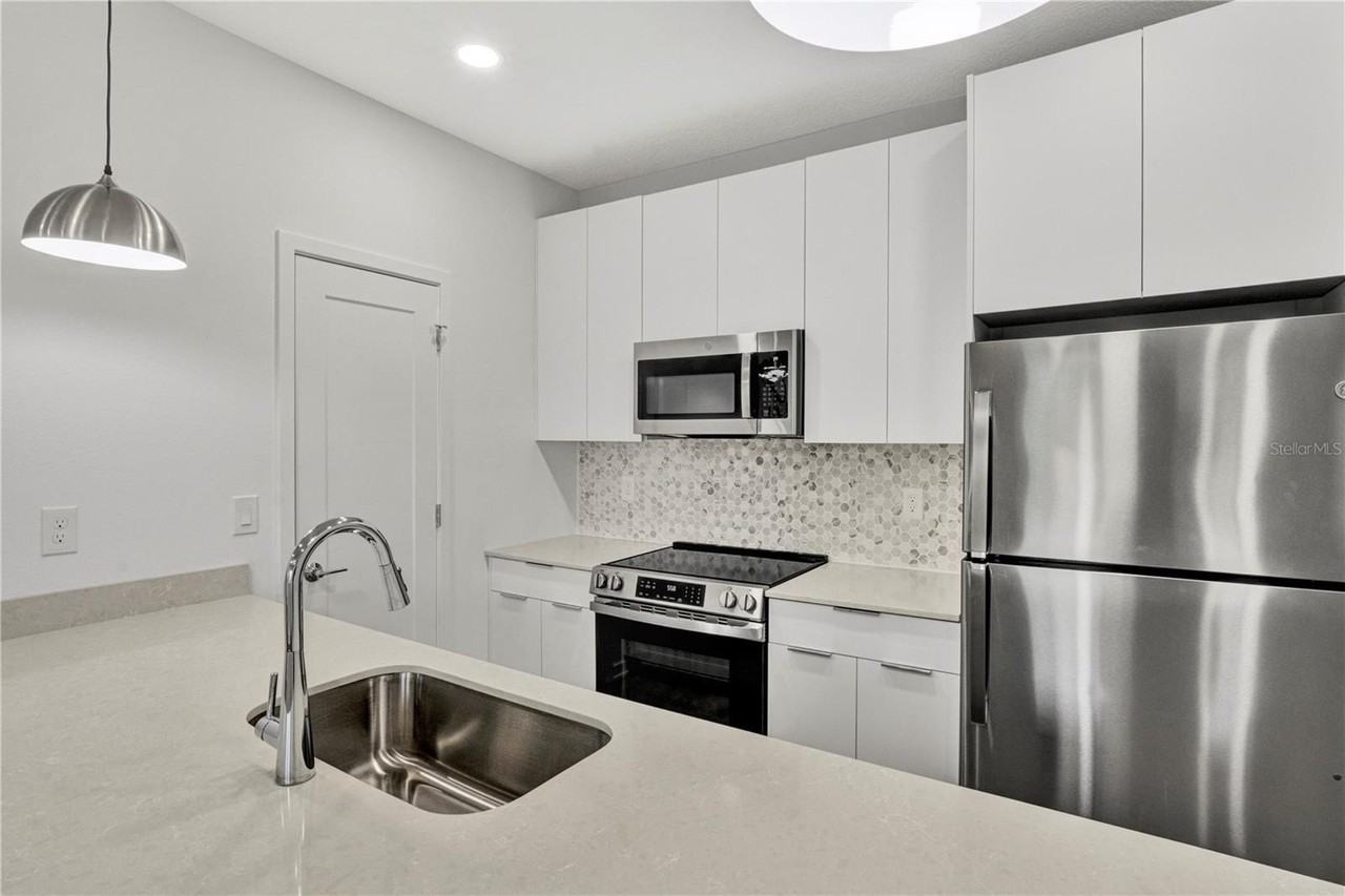 3402 E 28th Ave #7 - Photo 3 of 21