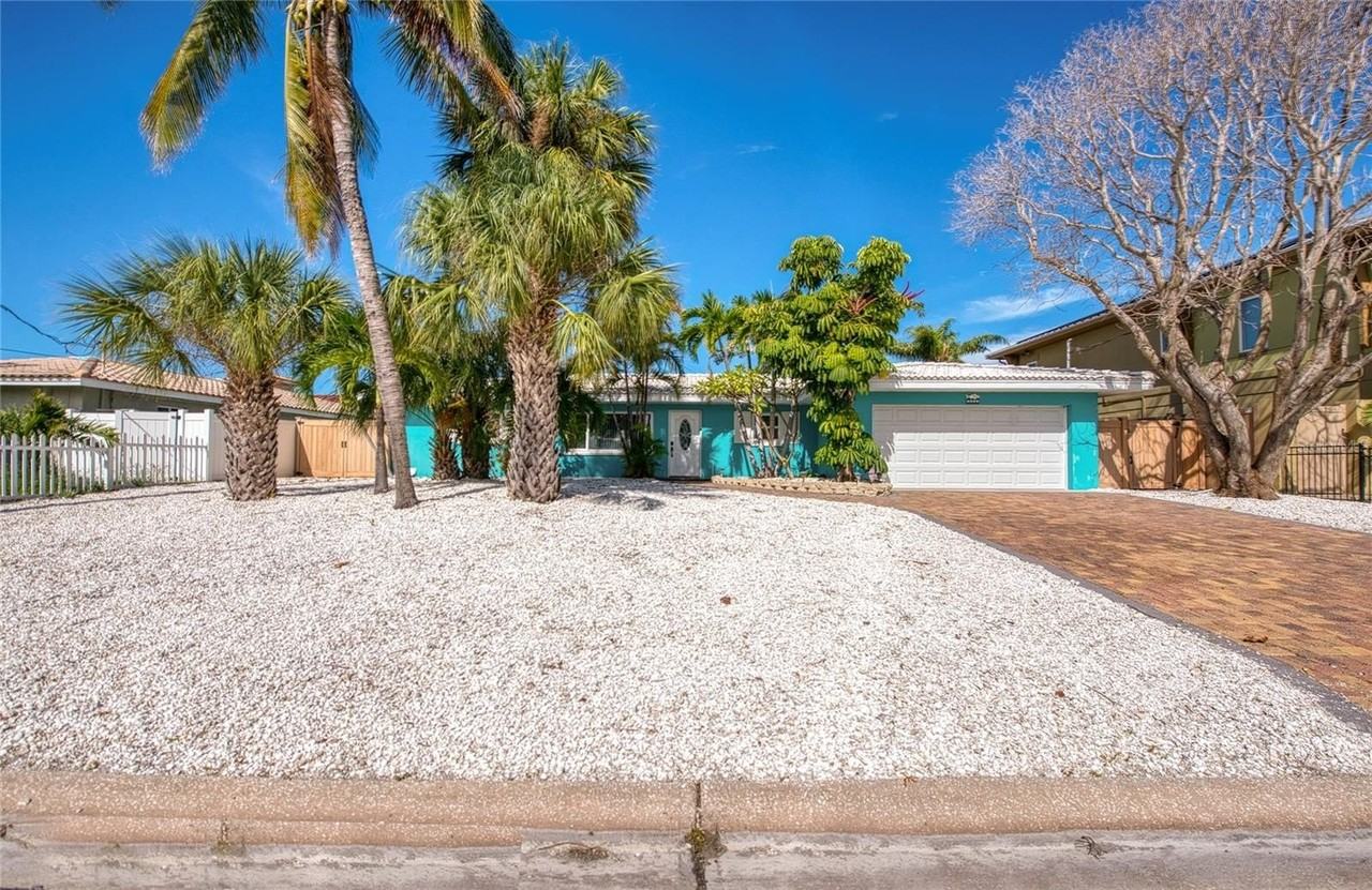 4222 Miller Dr - Photo 2 of 50