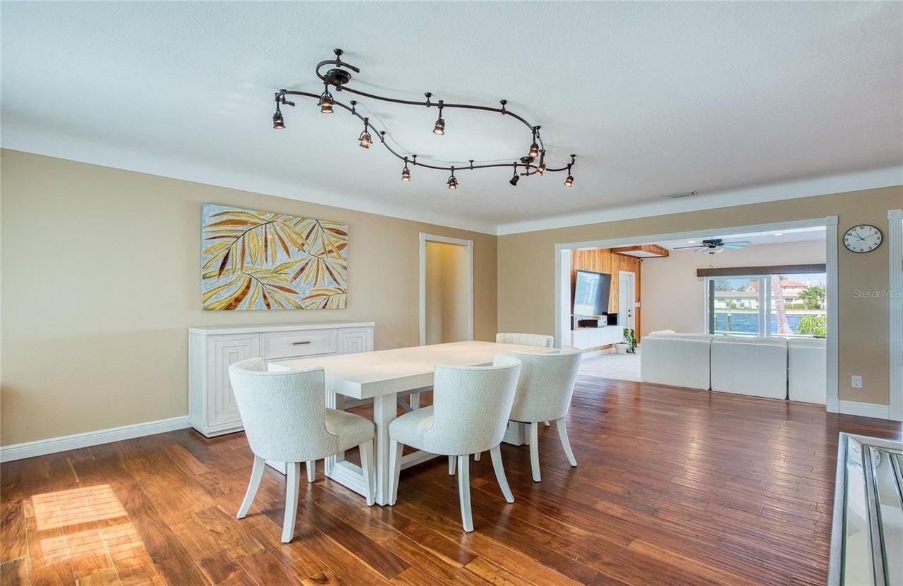 4222 Miller Dr - Photo 5 of 50