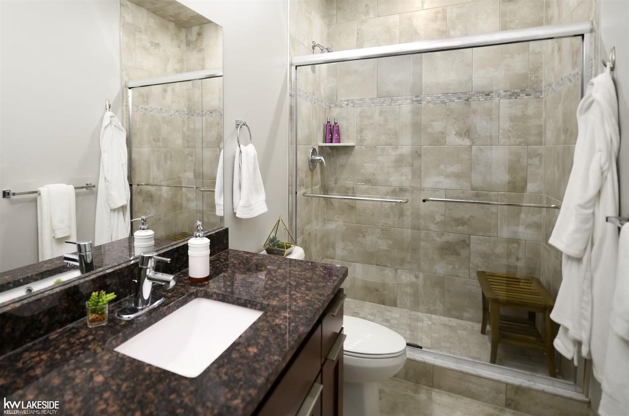 45626 Stadler St - Photo 7 of 32