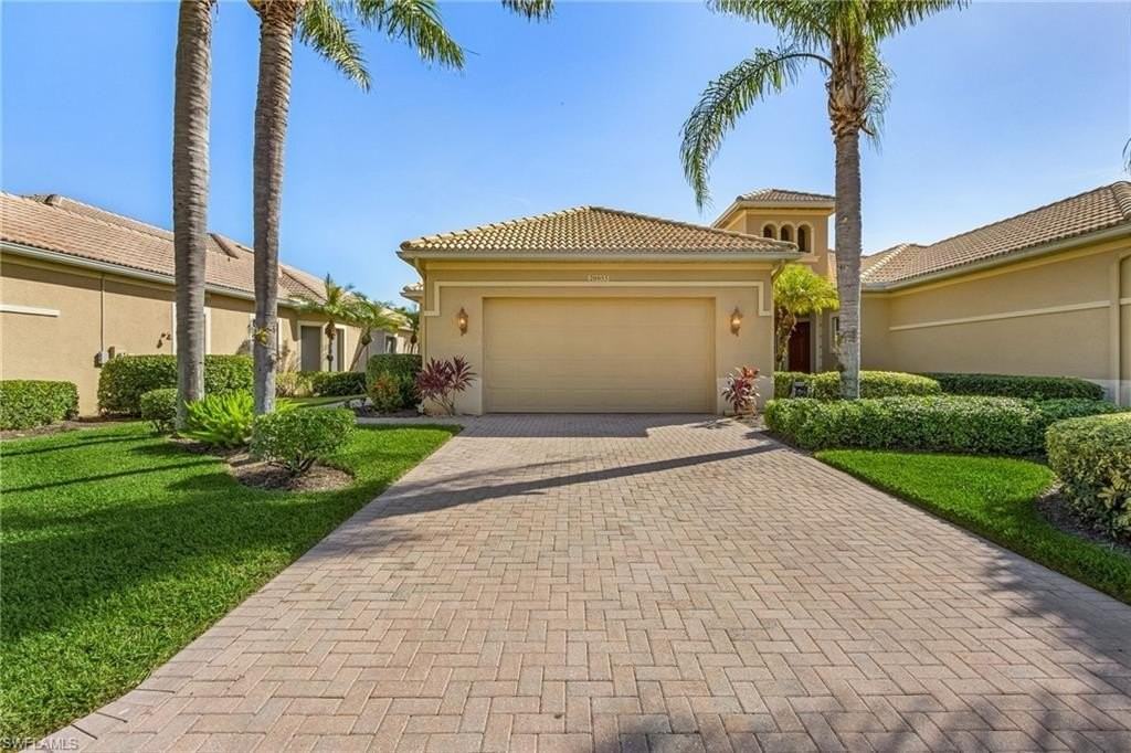 20053 Saraceno Dr - Photo 3 of 31