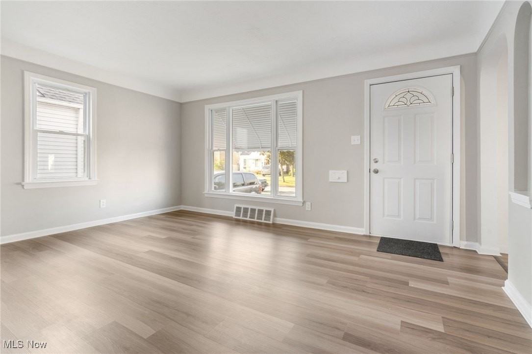 5414 Orchard Avenue - Photo 7 of 22