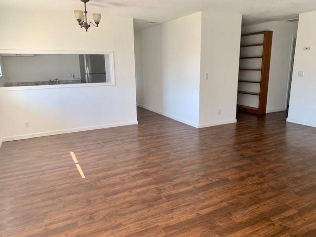 45145 Royal Dr - Photo 3 of 13