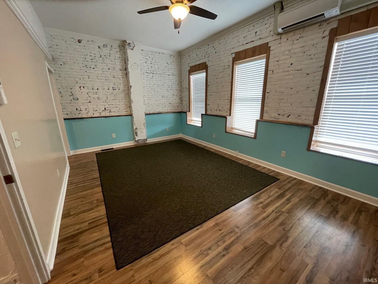 1202 W Main St - Photo 3 of 9