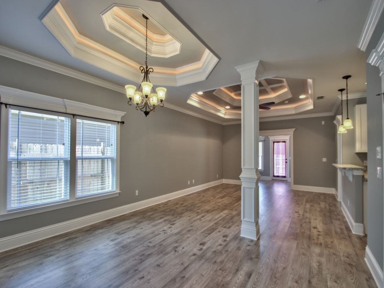 114 Carousel Cir - Photo 3 of 35