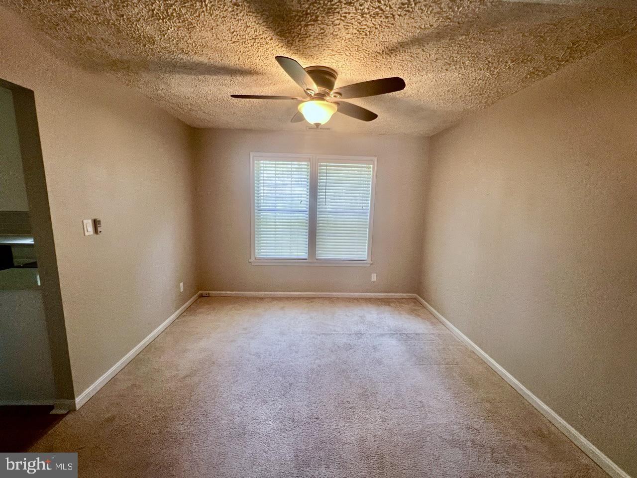 44236 Pine Creek Lane - Photo 3 of 25