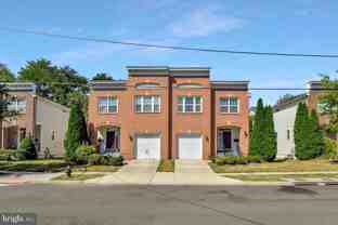 4916 7th St Ne - Photo 1 of 1