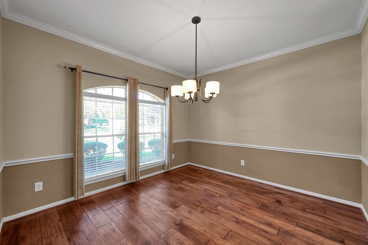 30118 Bashaw Drive - Photo 6 of 23