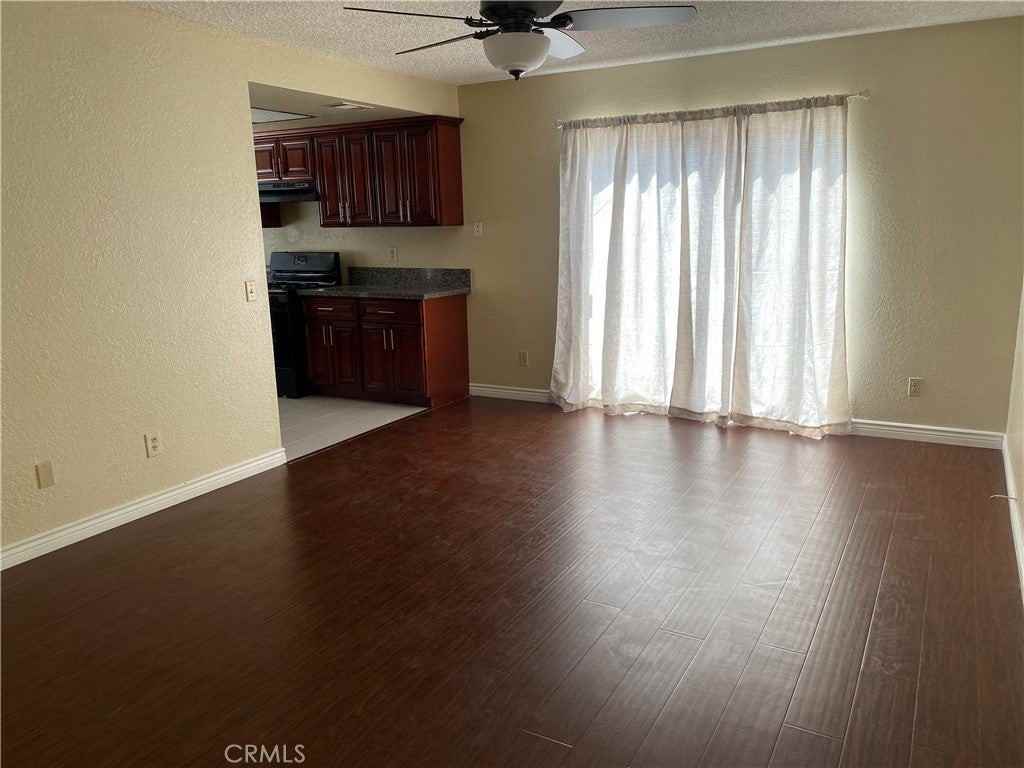 710 Sandy Court - Photo 6 of 16