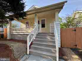 3214 Otis St - Photo 1 of 1