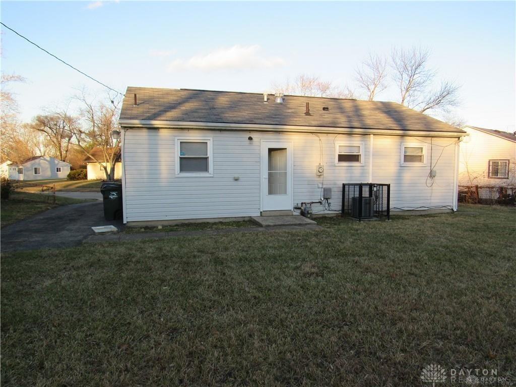 4976 Marburn Ave - Photo 6 of 7