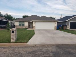 featured image of 6 Goodfellow Ave