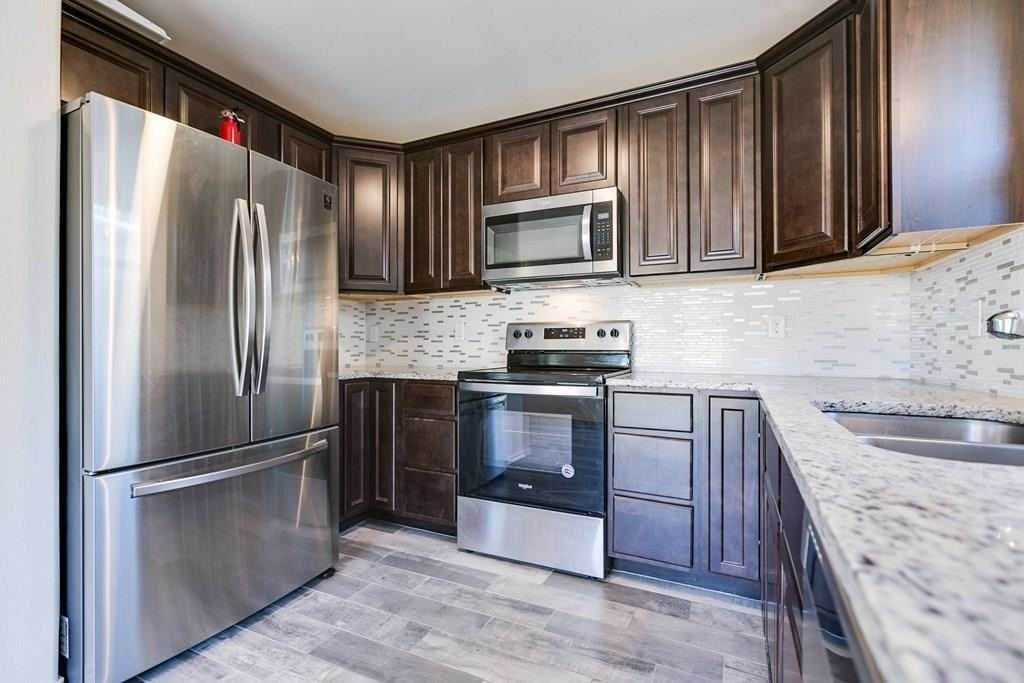 6 Goodfellow Ave - Photo 3 of 28